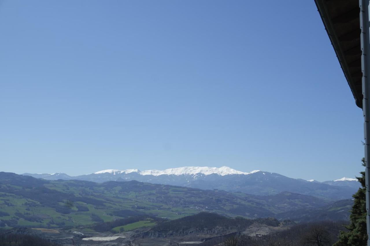 Casale Monte Valestra Panzió Bebbio Kültér fotó