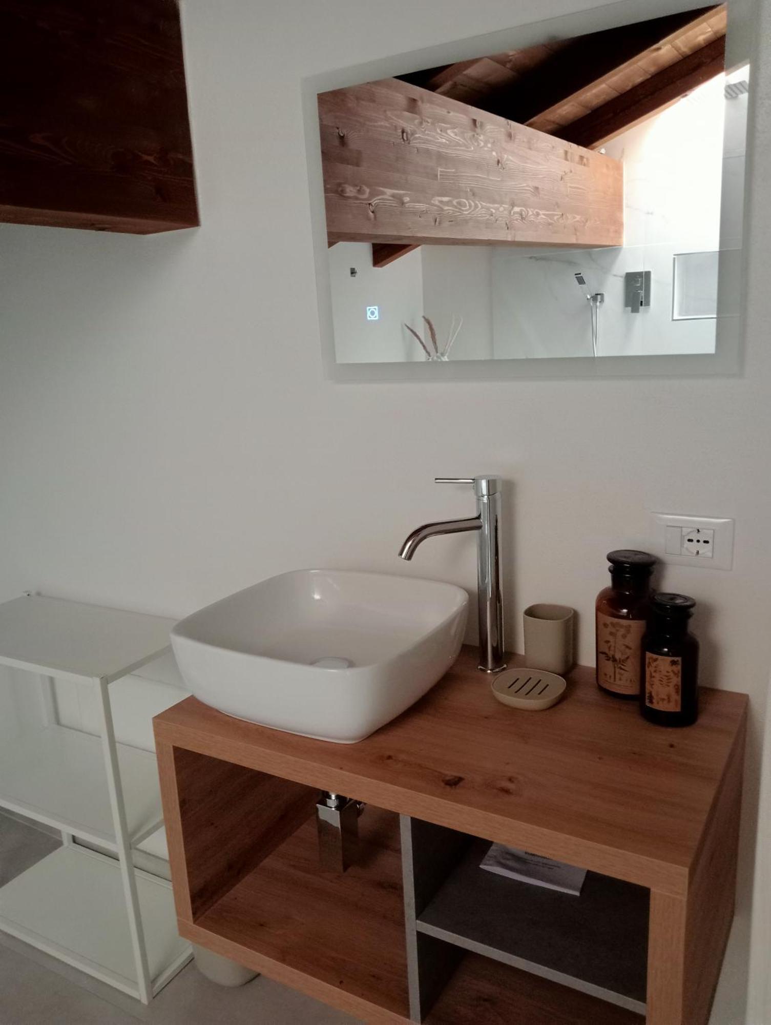 Casale Monte Valestra Panzió Bebbio Szoba fotó