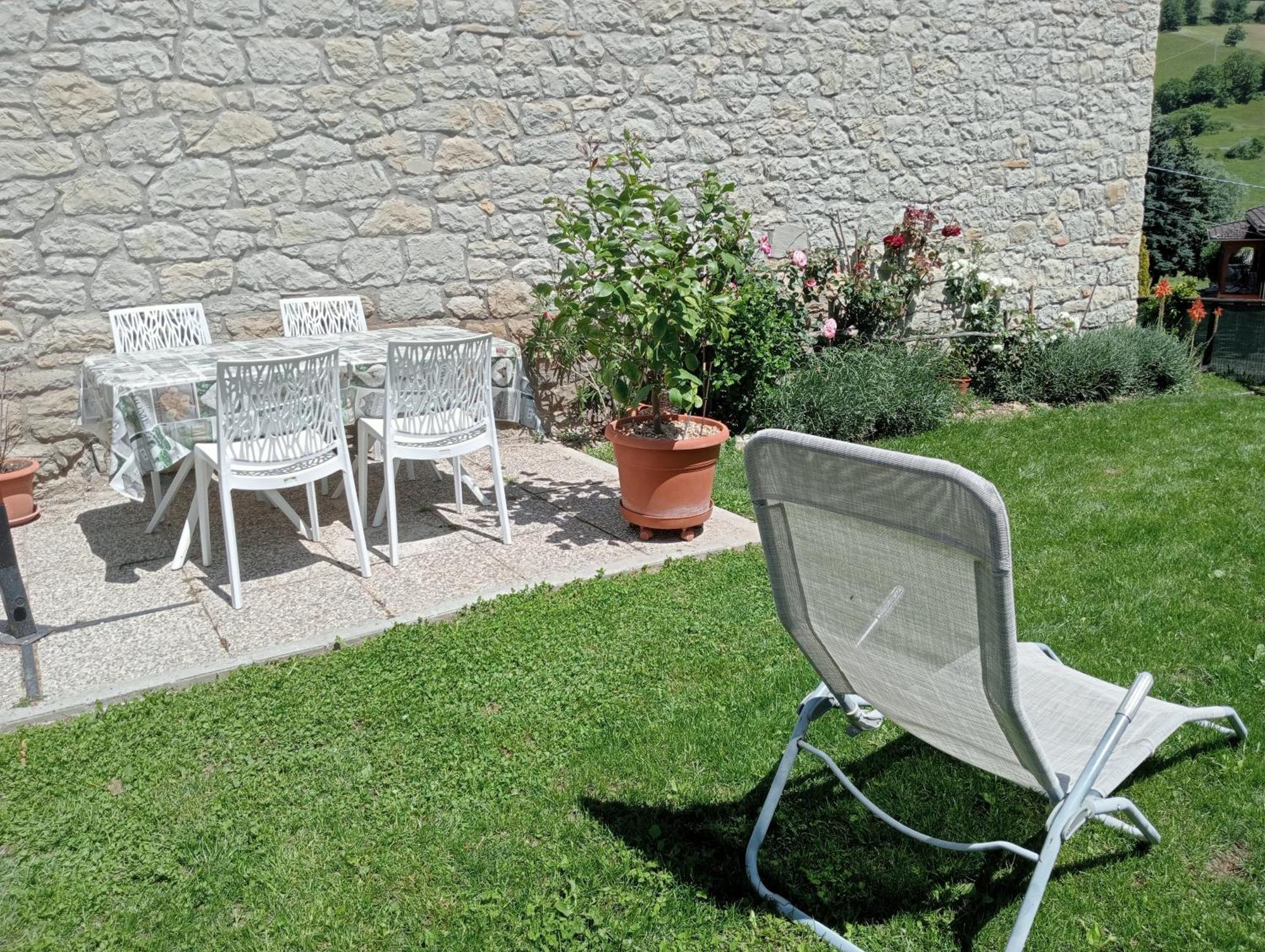 Casale Monte Valestra Panzió Bebbio Szoba fotó