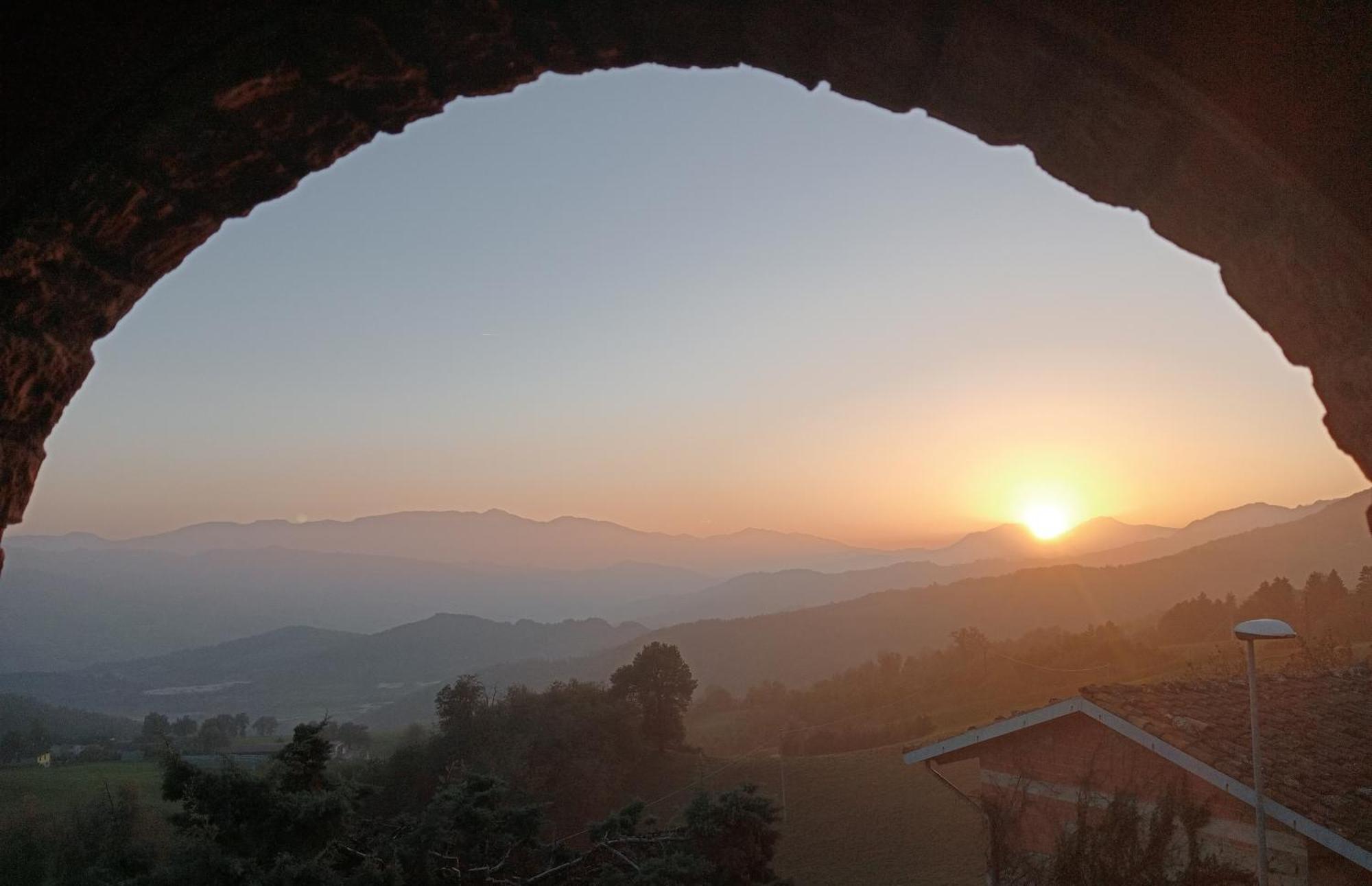 Casale Monte Valestra Panzió Bebbio Szoba fotó